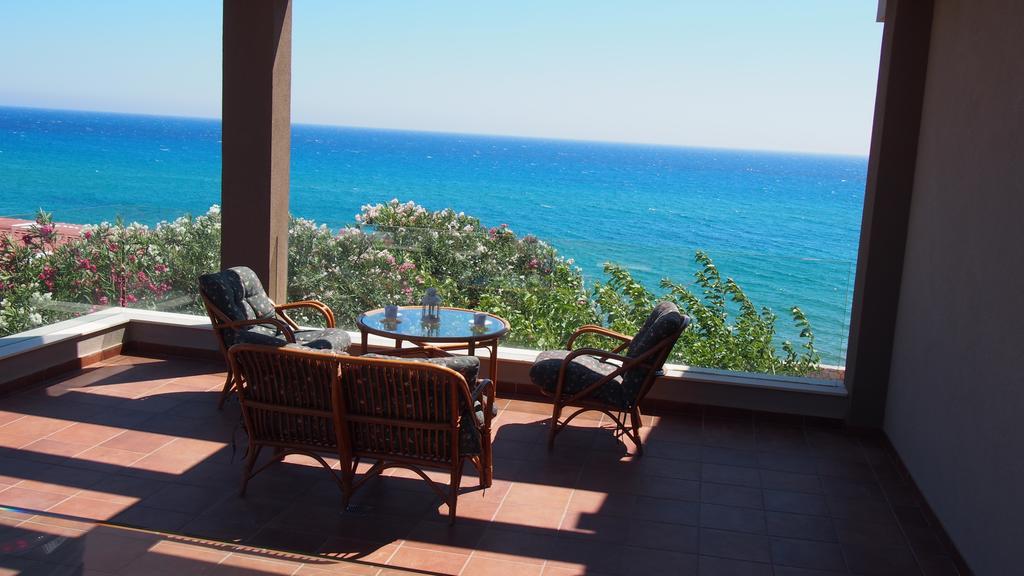 Dip In The Blue - 1 Villa Agios Georgios  Exteriör bild
